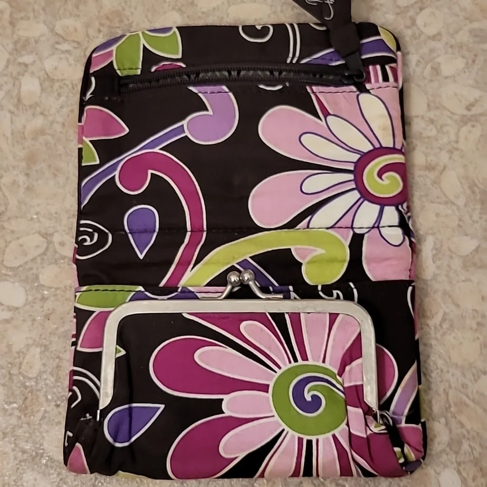 PURPLE PUNCH Vera Bradley Compact TAXI Wallet Clutch Bi-Fold ID Key Chain Coin - Picture 6 of 9